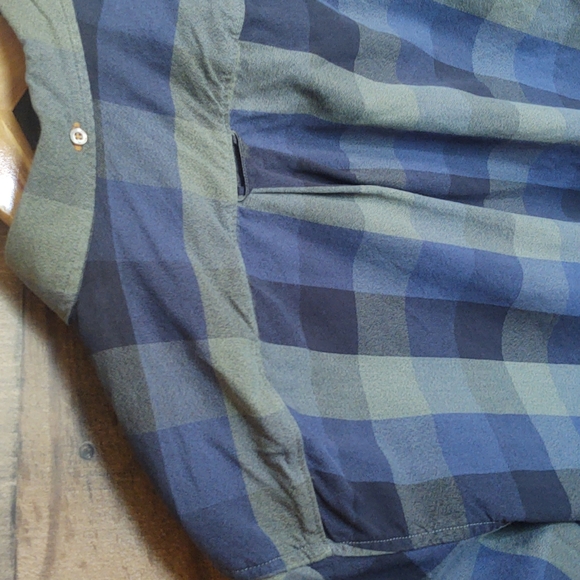 Timberland Plaid 100% Organic Cotton Blue , Green,Black Long Sleeve Button up M - Picture 12 of 15
